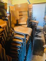 Vintage houten schoolstoelen en stapelstoelen, Zakelijke goederen, Horeca | Meubilair en Inrichting, Ophalen