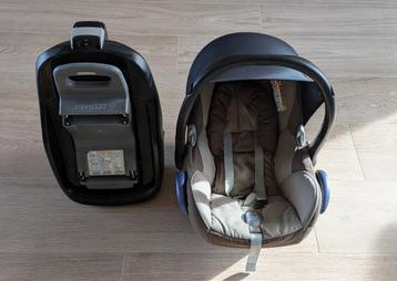 autostoel Maxi-Cosi + FamilyFix ISOFIX base beschikbaar voor biedingen