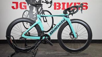 racefiets bianchi oltre comp disc ultegra di2 *POWERMETER* beschikbaar voor biedingen