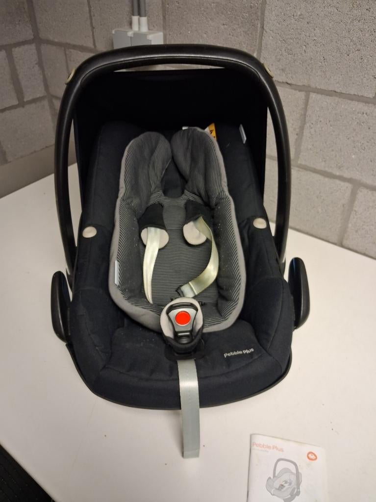 maxi-cosi babystoel Pebble Plus, Kinderen en Baby's, Autostoeltjes, Gebruikt, Maxi-Cosi, 0 t/m 10 kg, Autogordel of Isofix, Zijbescherming