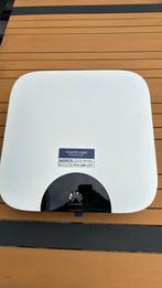 Onduleur huawei sun2000l, Doe-het-zelf en Bouw, Zonnepanelen en Toebehoren, Ophalen, Zo goed als nieuw