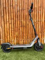 Segway Ninebot E3 Pro Elektrische step, Fietsen en Brommers, Steps, Ophalen, Zo goed als nieuw, Elektrische step (E-scooter)