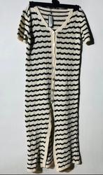 Robe femme Boohoo en maille, NEUVE avec étiquette, taille 38, Vêtements | Femmes, Enlèvement ou Envoi, Neuf, Taille 38/40 (M)