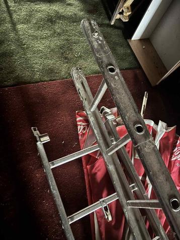 Echelle en aluminium 2x5 mètres  beschikbaar voor biedingen
