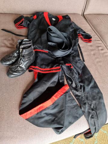Outfit Eskrima, small