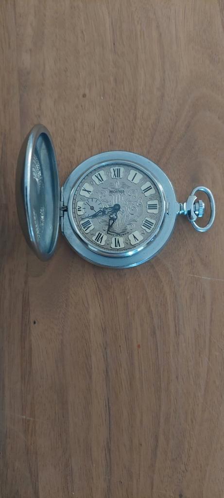 Russisch Molnija Zakhorloge ', Verzamelen, Militaria | Tweede Wereldoorlog, Ophalen of Verzenden