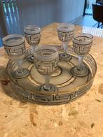 Glazen plateautje in pate de verre met bijpassende glaasjes, Ophalen