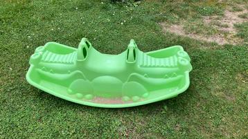 Bascule crocodile beschikbaar voor biedingen