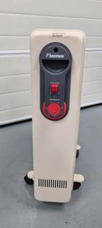 Radiator verwarming electrisch, Ophalen, 30 tot 80 cm, Radiator, Zo goed als nieuw