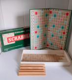 SCRABBLE. Houten letters. Houten letterhouders. Nederlands., Trois ou quatre joueurs, Enlèvement ou Envoi, Utilisé