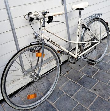 vélo vintage semi course marque NOVA beschikbaar voor biedingen