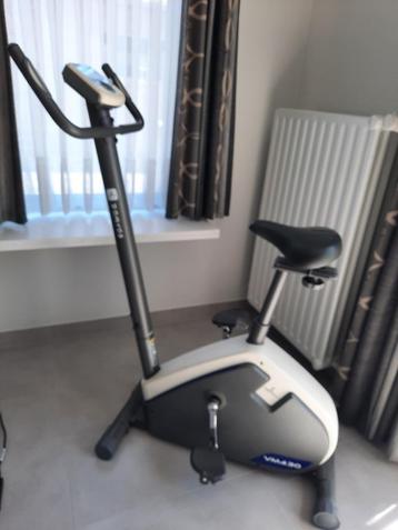 Hometrainer 'Domyos' VM430, Sport en Fitness, Ophalen, Overige materialen, Gebruikt, Benen