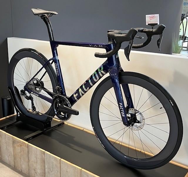 NIEUW FACTOR OSTRO VAM 1.0 56, Fietsen en Brommers, Fietsen | Racefietsen, Ophalen, 28 inch, Carbon, Nieuw