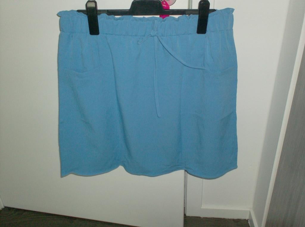 mooie rok maat 46 nieuw, Vêtements | Femmes, Jupes, Neuf, Taille 46/48 (XL) ou plus grande, Enlèvement ou Envoi, Au-dessus du genou