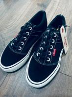 Levi’s kids 32 new, Enfants & Bébés, Vêtements enfant | Chaussures & Chaussettes, Neuf, Garçon ou Fille, Chaussures, Envoi