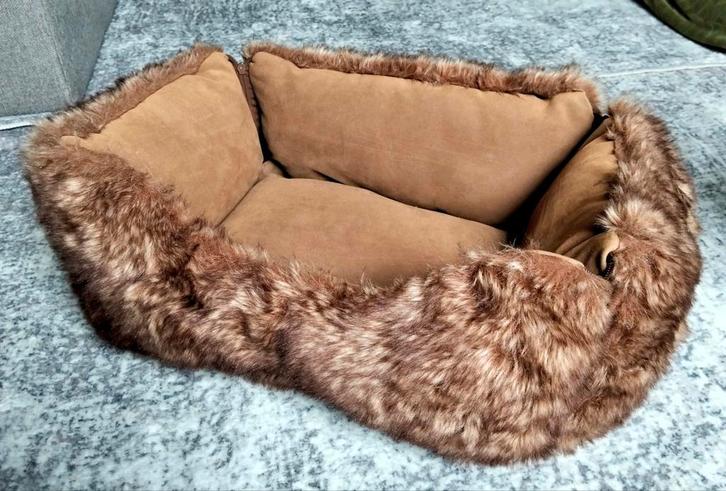 Katten / hondenmand bruin - nieuw - nieuwprijs 30€, Animaux & Accessoires, Paniers pour chiens, Neuf, Enlèvement