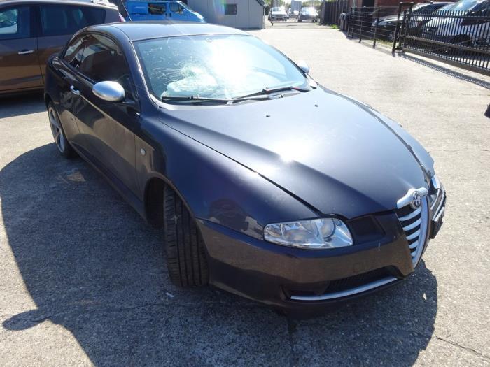 Embrayage cylindre principal d'un Alfa Romeo GT, Autos : Pièces & Accessoires, -, 3 mois de garantie, Utilisé, Alfa Romeo