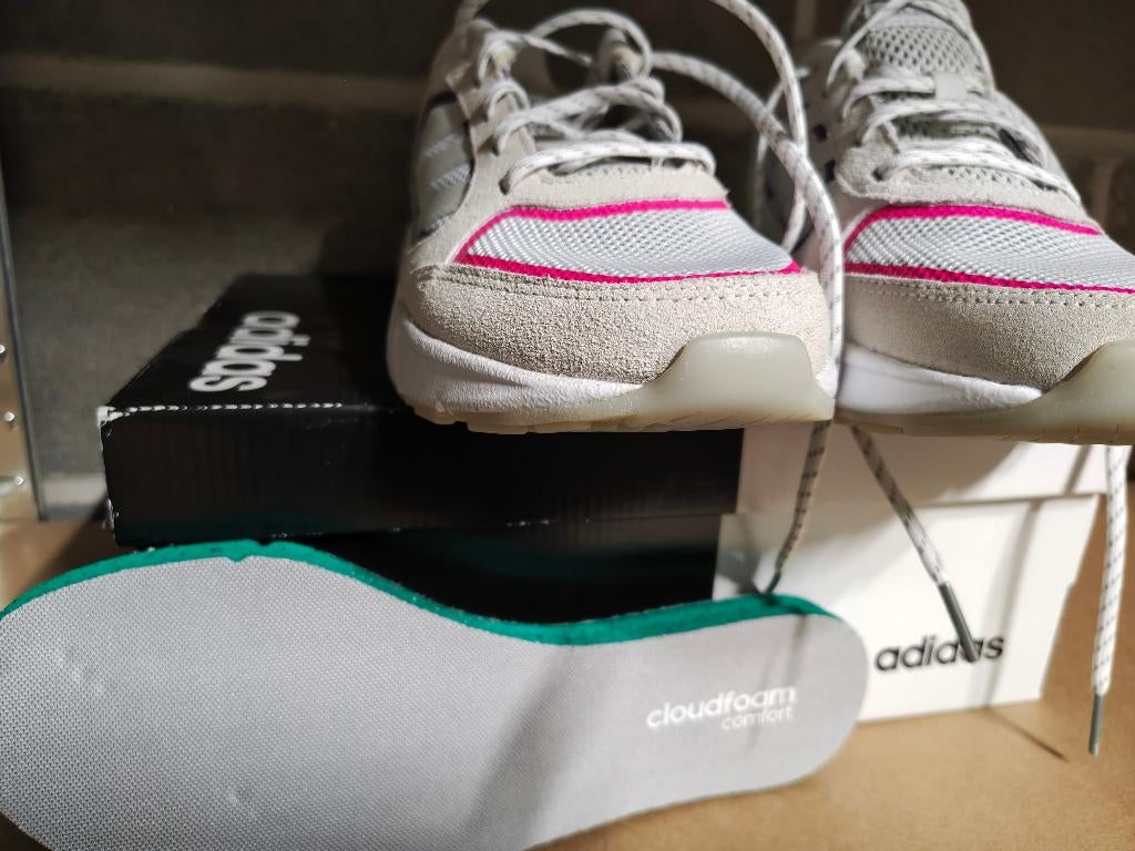 x Nieuwe sneaker/sportschoen Adidas maat 38, Vêtements | Femmes, Chaussures, Neuf, Adidas, Autres couleurs, Chaussures de sports