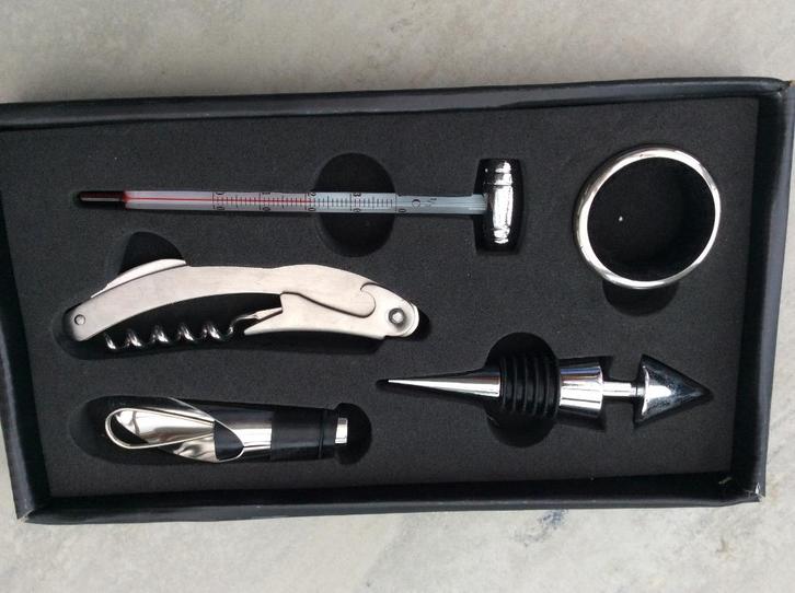 Wijnopener met accessoires, Verzamelen, Wijnen, Nieuw, Ophalen