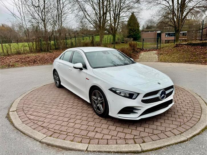 Mercedes A180d automatique Amg, Auto's, Mercedes-Benz, Particulier, A-Klasse, Diesel, Euro 6, Automaat, Ophalen