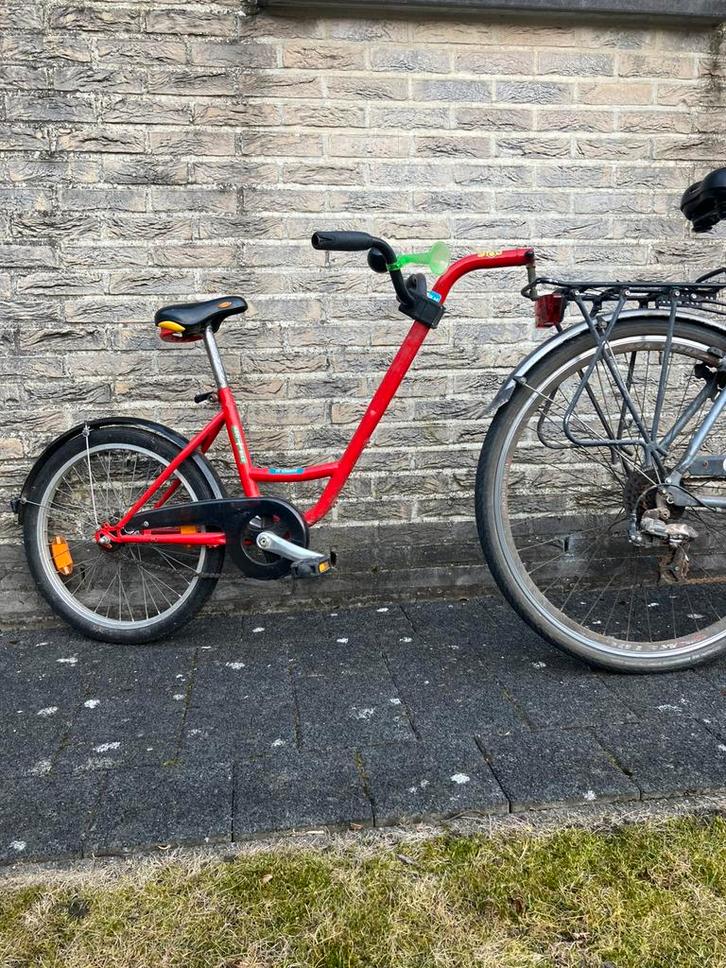 Kinderaanhang fiets met fietsrekje, Vélos & Vélomoteurs, Accessoires vélo | Remorques, Utilisé, Enlèvement