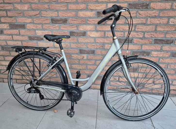 Minerva damesfiets met 28 inch wielen!, Fietsen en Brommers, Fietsen | Dames | Damesfietsen, Versnellingen, Ophalen