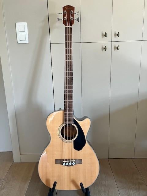 Fender Akoestische Bass CB-60SCE Natural met gigbag, Muziek en Instrumenten, Snaarinstrumenten | Gitaren | Bas, Ophalen, Zo goed als nieuw