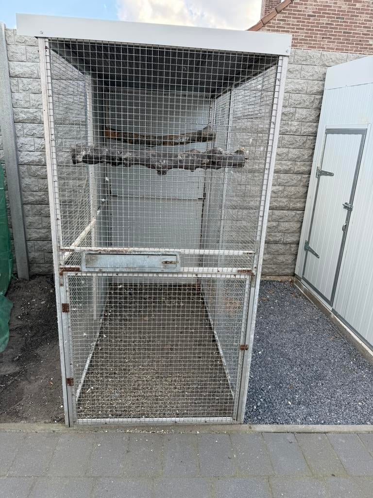 Voliere, Ophalen, Zo goed als nieuw