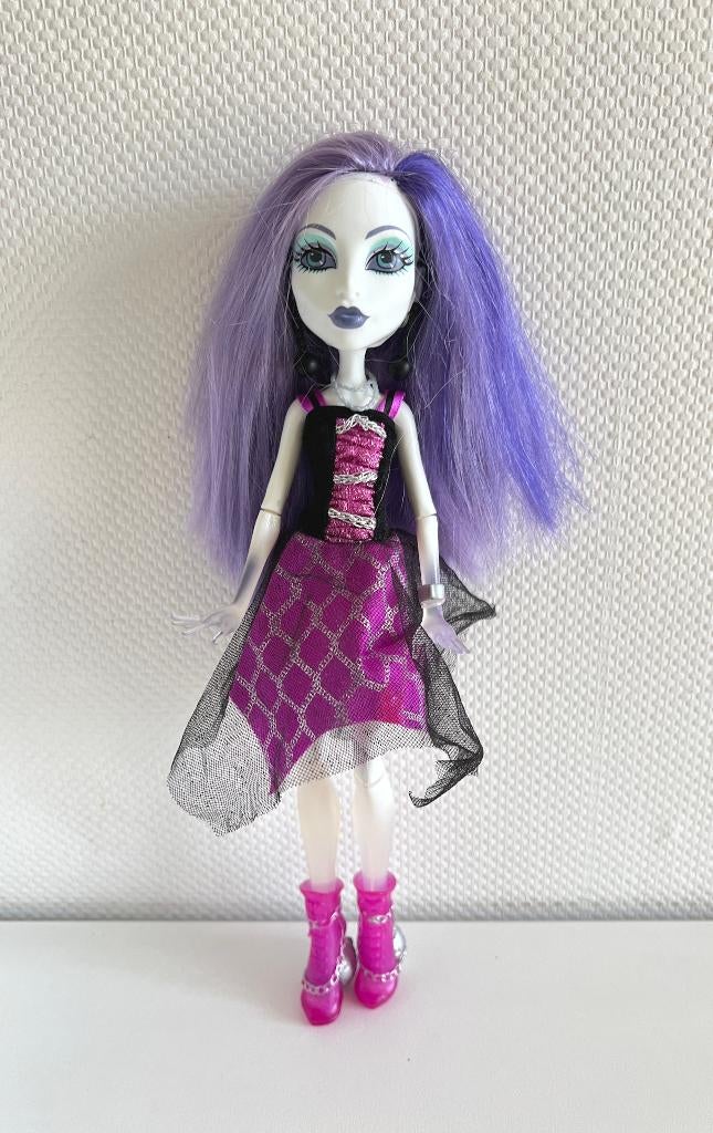 Poupée Monster High Spectra Vondergeist Ghoul’s Alive!, Enlèvement ou Envoi, Aucun, Autres types, Aucun