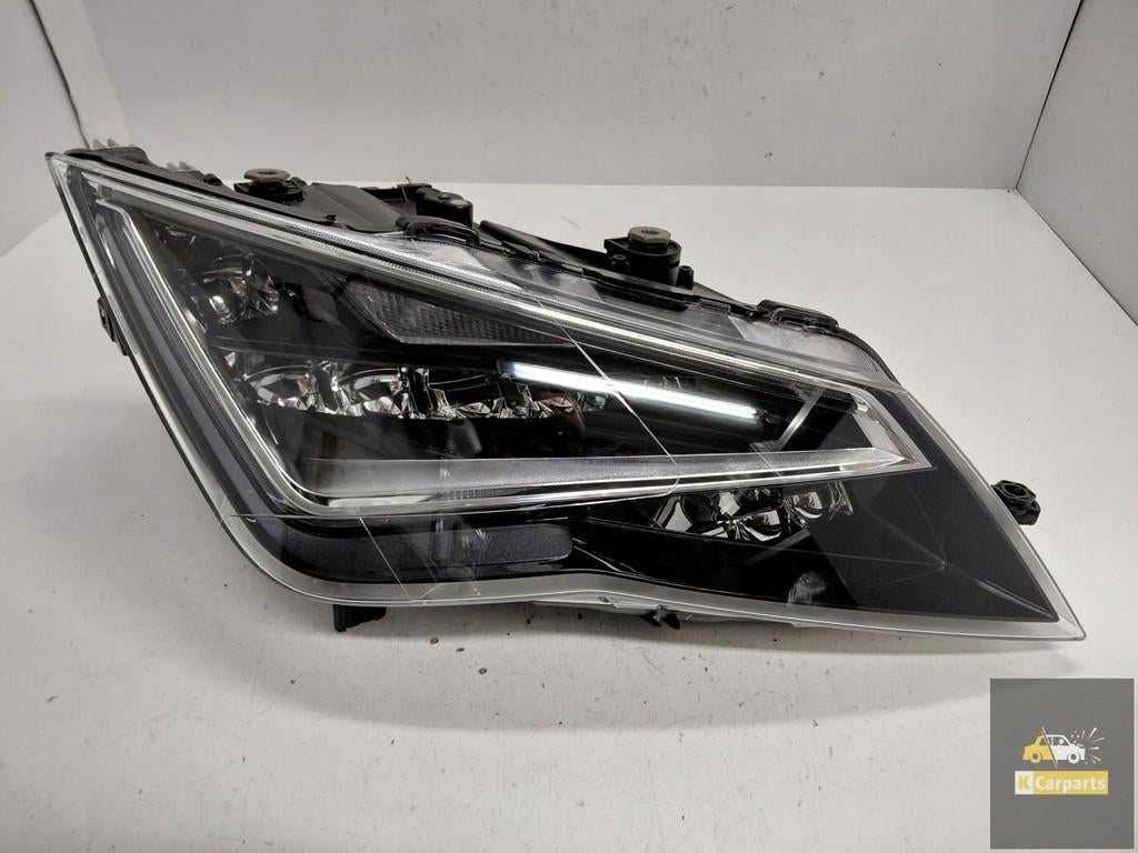 5F1941008E, Phare avant droit Full LED pour Seat Leon III, n, Autovia A-2, Km 585 585
08760  Martorell, ES, SEAT S.A., Utilisé