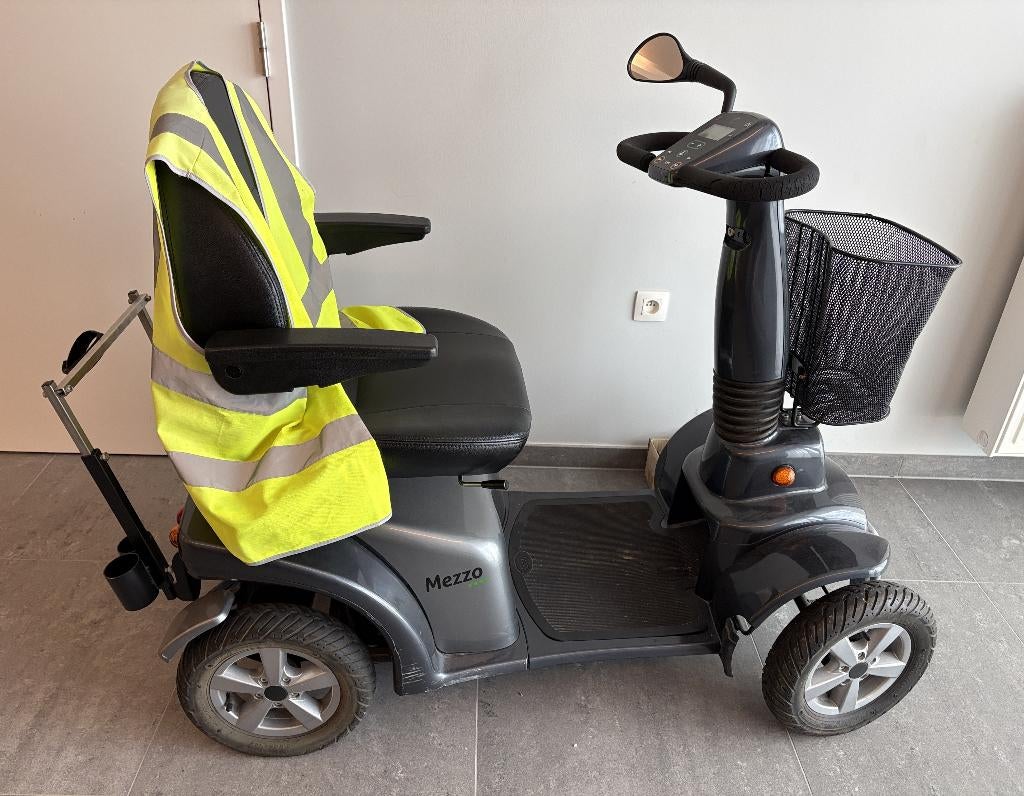 Buitenscooter Mezzo 4 in uitstekende staat, Ophalen, Life and Mobility, Zo goed als nieuw, 36 t/m 45 km