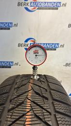 2x Vredestein Wintrac Xtreme S 215/65 R16 98H 215/65/16 2156, Auto-onderdelen, Banden en Velgen, -, Band(en), Gebruikt, 215 mm