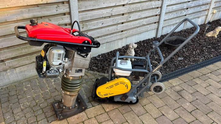 Trilplaat + Stamper, Doe-het-zelf en Bouw, Gereedschap | Overige machines, Gebruikt, Ophalen