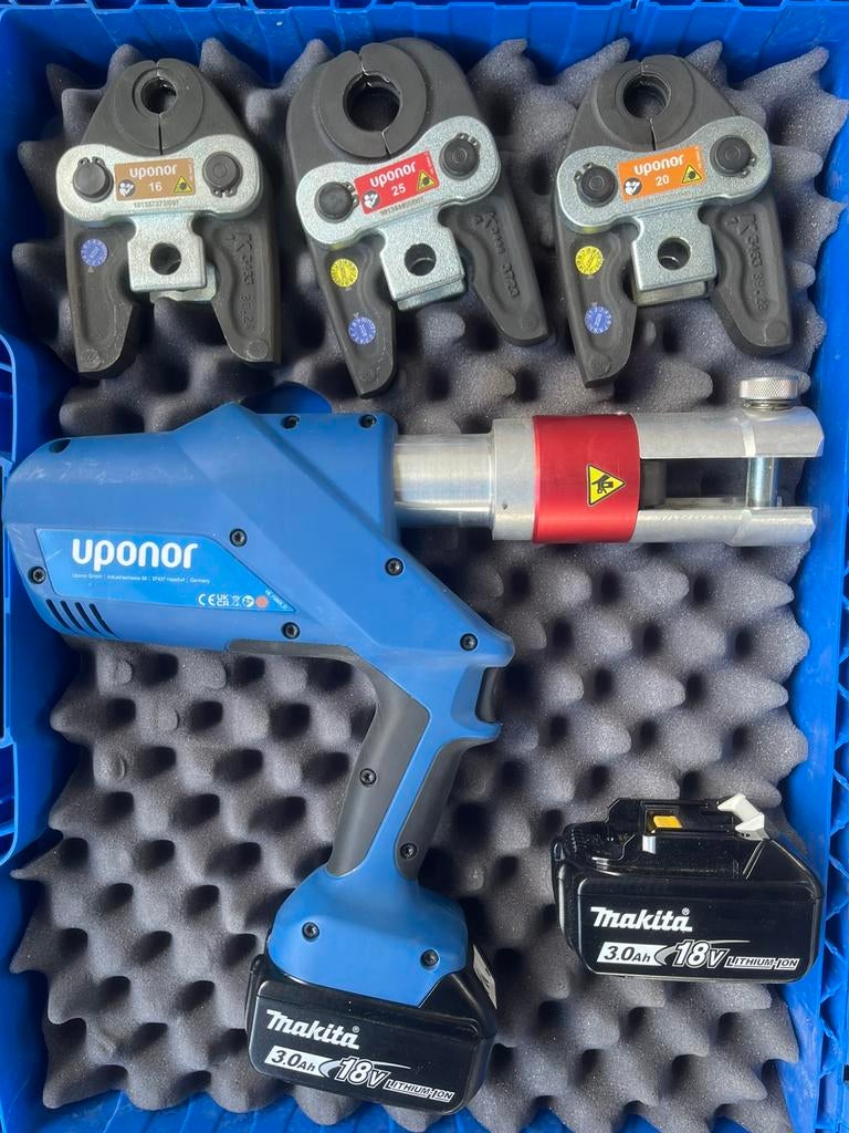 Pince a sertir, Bricolage & Construction, Enlèvement ou Envoi, Comme neuf