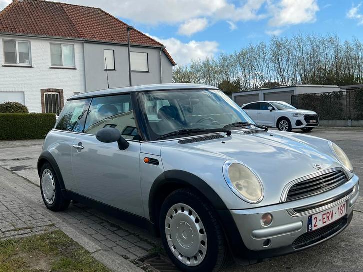 Mini One – perfecte eerste wagen of stadsauto!, Auto's, Mini, Bedrijf, One, Airbags, Airconditioning, Bluetooth, Elektrische buitenspiegels