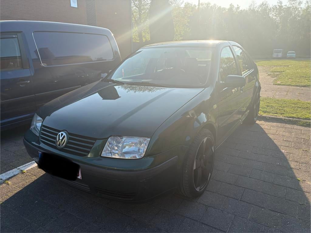 Vw bora 1.9tdi 1999, Autos, Volkswagen, Achat, Boîte manuelle, Entretenue par le concessionnaire, Jantes en alliage léger