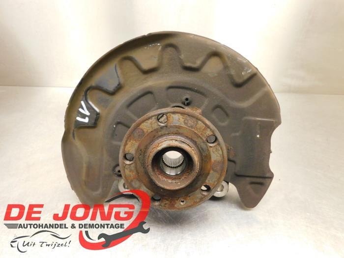 Fusee links-voor van een Volkswagen Golf, Gebruikt, -, Volkswagen, -