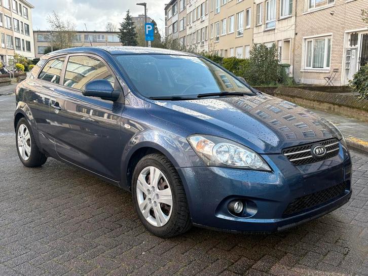 Kia C’eed.  Coupe 1.6 Benzine., Auto's, Kia, Bedrijf, Te koop, (Pro) Cee d, Benzine, Euro 4, Coupé, 3 deurs, Handgeschakeld, Blauw