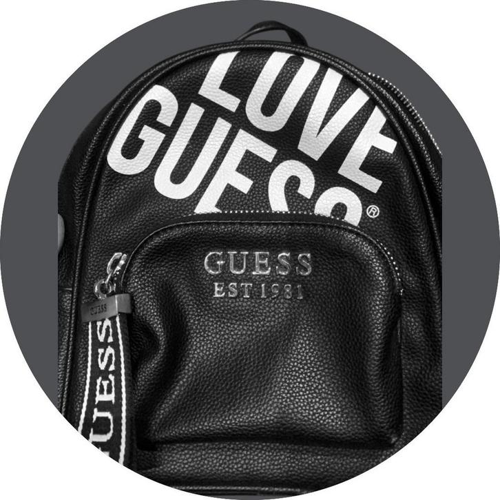 Sac à dos Guess, Bijoux, Sacs & Beauté, Sacs | Sacs à dos, Utilisé, Autres marques, Enlèvement ou Envoi