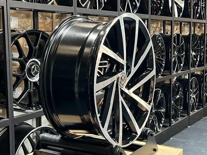 18'' Volkswagen SPIELBERG velgen 5X112 PASSAT Golf 6 7 8, Ophalen of Verzenden, Nieuw, Velg(en)
