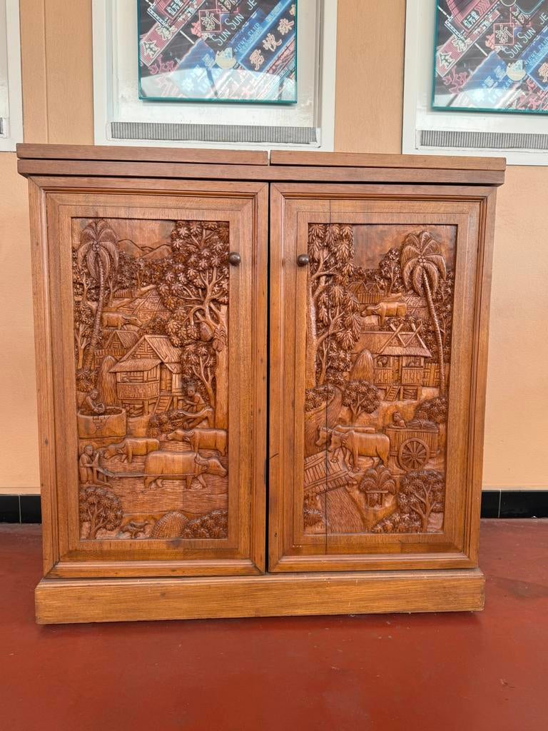 Vintage houten Barkast met uitklapbaar wijnrek, Antiquités & Art, Antiquités | Meubles | Armoires, Enlèvement