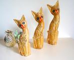 Indonésie: lot de 3 superbes chats en bois sculptés main, Enlèvement ou Envoi, Comme neuf, Animal