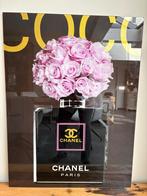 Glazen kunstwerk van Chanel, Enlèvement