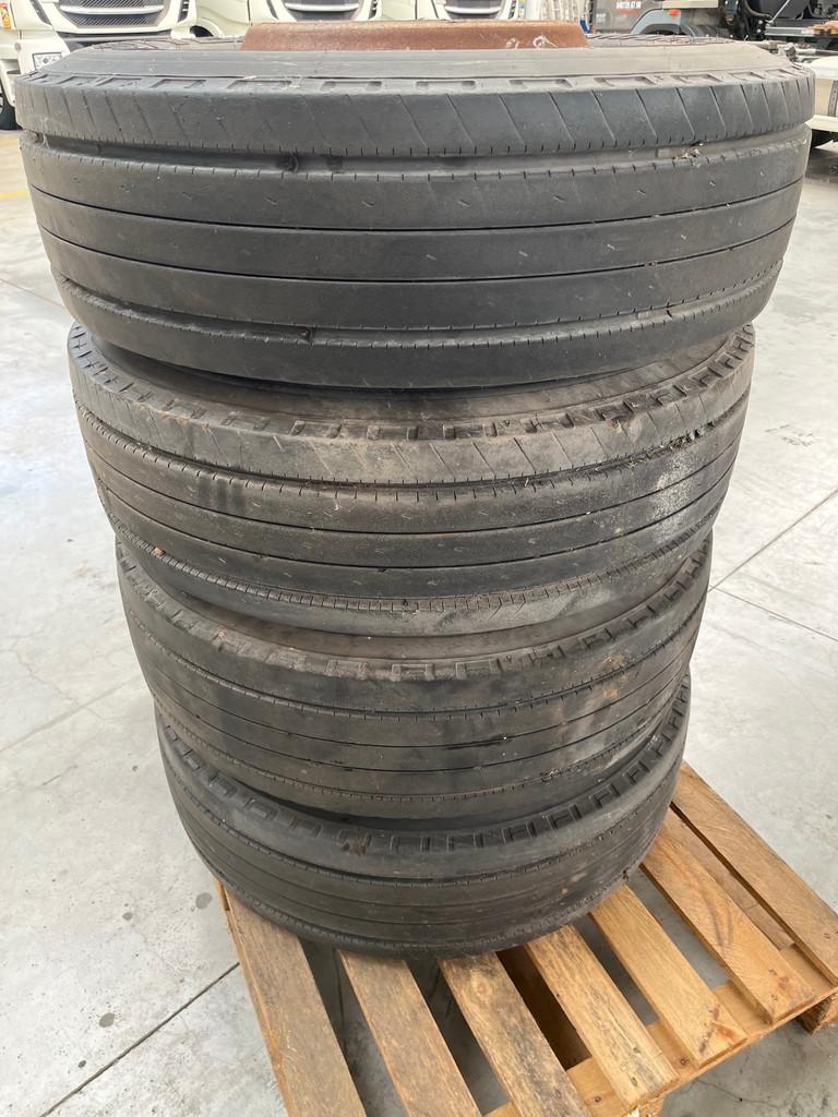Diversen Goodyear Marathon LHT 265/70r19,5, Autos : Pièces & Accessoires, Pièces camion, Autres marques, Autres pièces automobiles