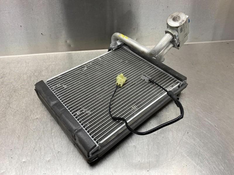 AIRCOVERDAMPER Suzuki SX4 (EY / GY) (01-2006/07-2010), Gebruikt, Suzuki