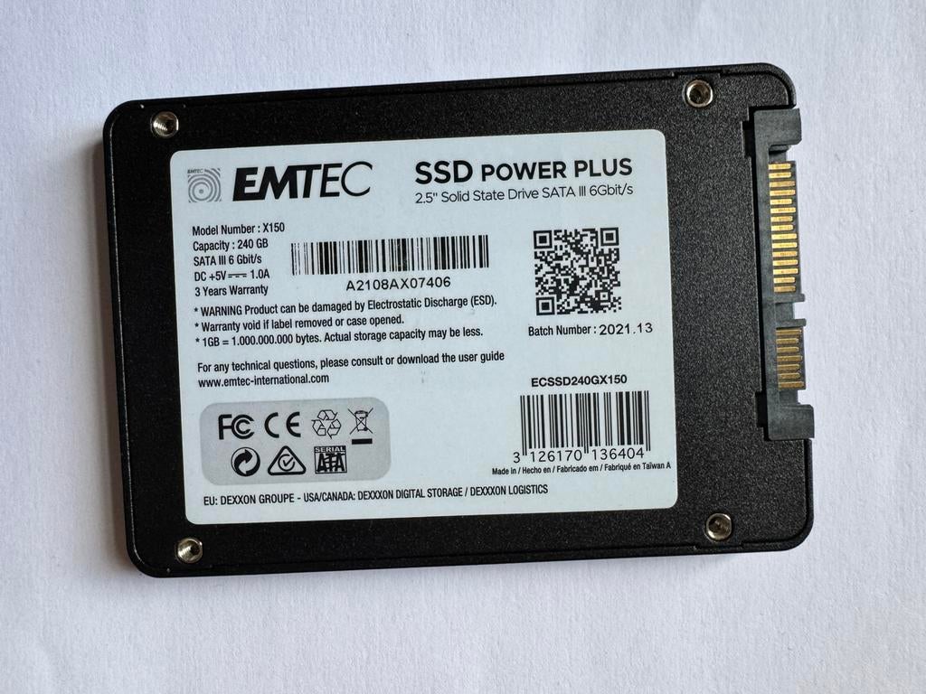 SSD 240GB, Computers en Software, Harde schijven, Ophalen, Zo goed als nieuw, SATA, SSD
