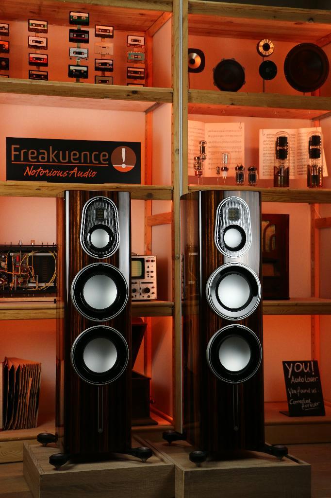 Monitor Audio Platinum 300 3G / 3 G INRUIL? Nieuwe garantie!, Audio, Tv en Foto, Luidsprekerboxen, Zo goed als nieuw, Ophalen of Verzenden