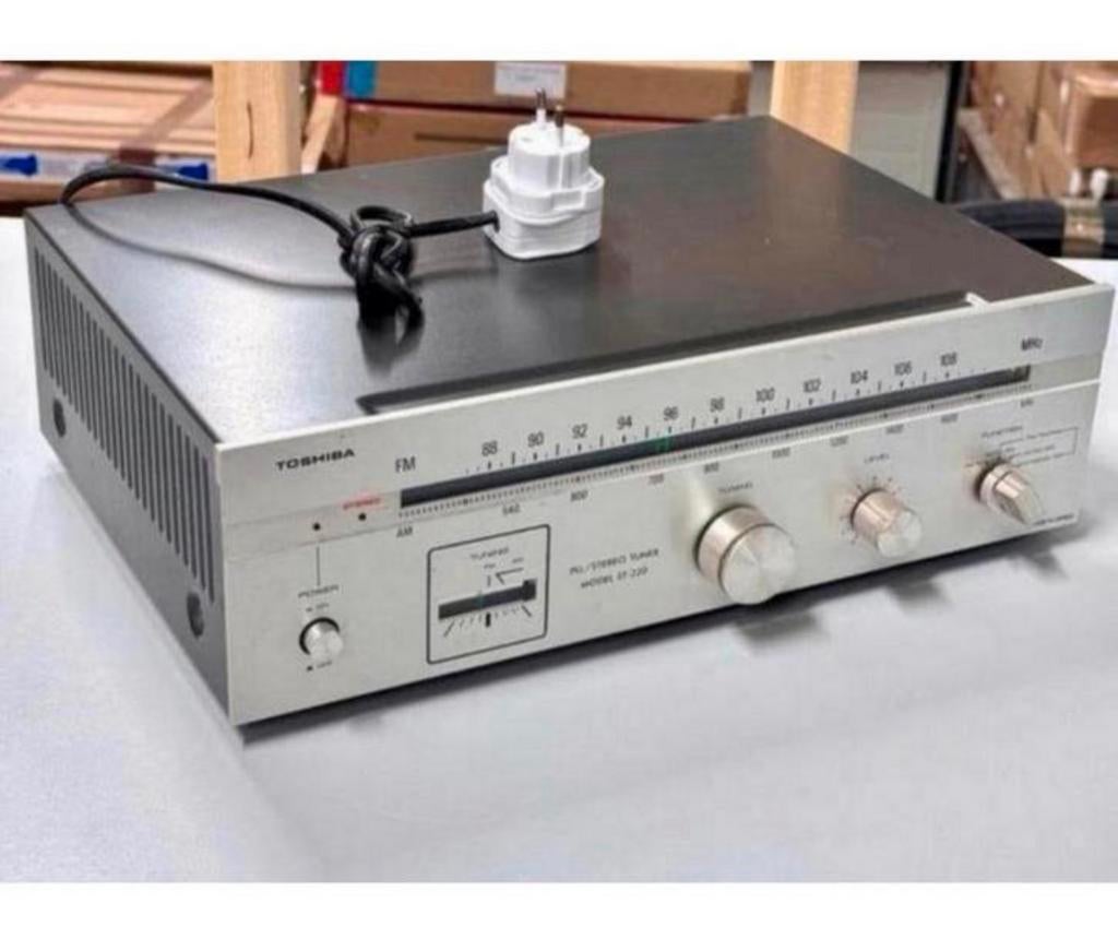 TOSHIBA ST-220 ST220 vintage stereo am-fm tuner pll japan, Ophalen of Verzenden, Zo goed als nieuw, Analoog