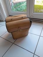 sacoches anciennes cyclo solex ou autre 2 roues, Motoren, Ophalen, Gebruikt