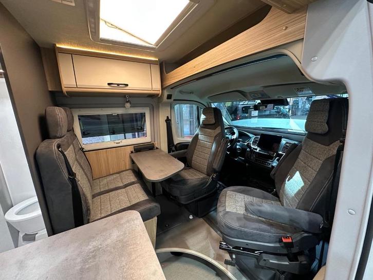 ***Nouvelle Pössl 600 summit - automatique - premium***, Caravanes & Camping, Camping-cars, Entreprise, jusqu'à 2, Modèle Bus ou Fourgon aménagé